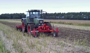 Breton pre-cultivator