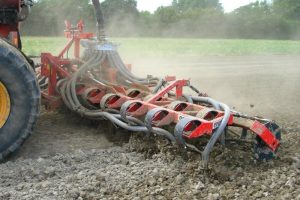 Freiberger XL spring tine applicator